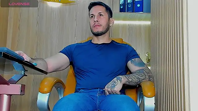 Snapshot of George_Diesell chatting on 8, 2, 2026 George Diesell online show from 8, 2, 2026