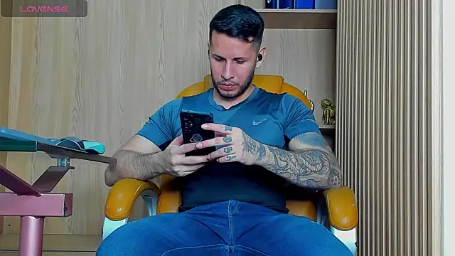 Snapshot of George_Diesell chatting on 17, 2, 2026 George Diesell online show from 17, 2, 2026