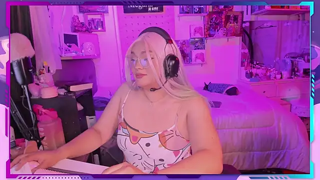 MegariaB online show from 28, 10, 2025