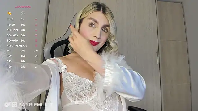 Snapshot of barbie_millit chatting on 26, 1, 2025 barbie millit online show from 26, 1, 2025