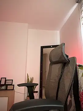 evangeline ch online show from 14, 11, 2025