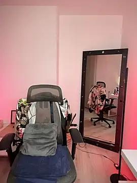 evangeline ch online show from 18, 11, 2025