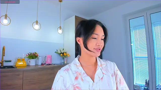 Snapshot of Sweet_yasu chatting on 5, 12, 2025 Sweet yasu online show from 5, 12, 2025