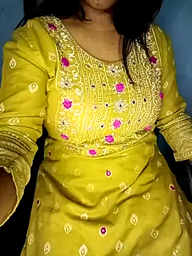 Snapshot of Dayna-36 chatting on 2, 3, 2025 Dayna-36 online show from 2, 3, 2025