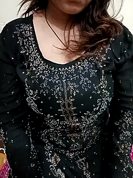 Snapshot of Dayna-36 chatting on 14, 11, 2025 Dayna-36 online show from 14, 11, 2025