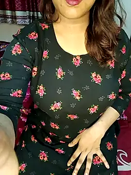 Snapshot of Dayna-36 chatting on 25, 9, 2025 Dayna-36 online show from 25, 9, 2025