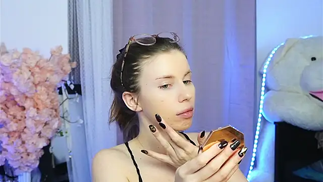 ivyleague  online show from 24, 3, 2026