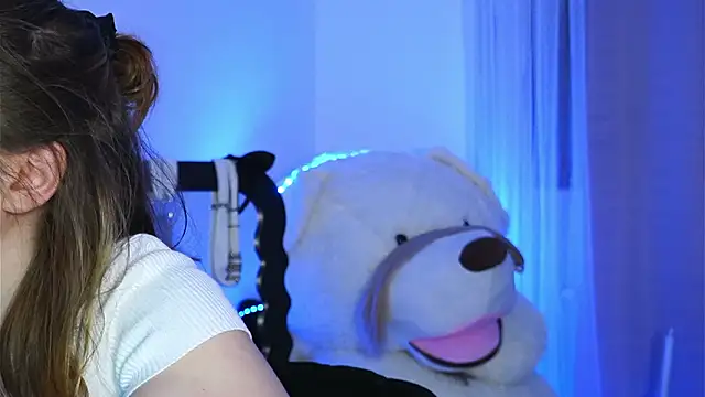 ivyleague  online show from 21, 3, 2026