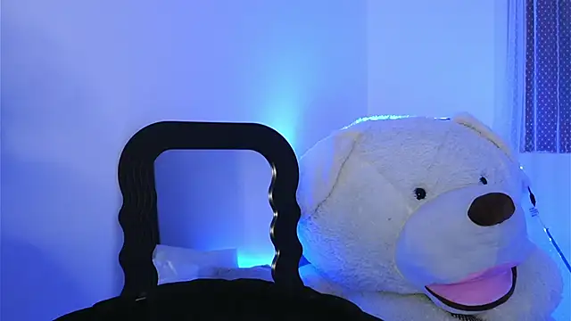 ivyleague  online show from 28, 2, 2026