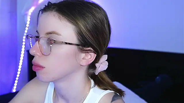 ivyleague  online show from 15, 4, 2026