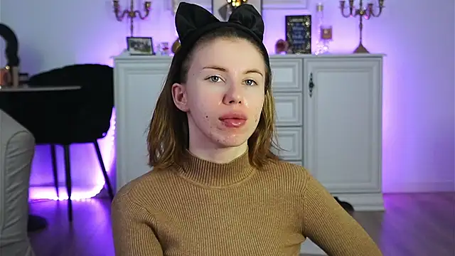 ivyleague  online show from 3, 11, 2025