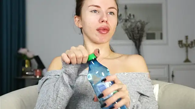 ivyleague  online show from 9, 10, 2025