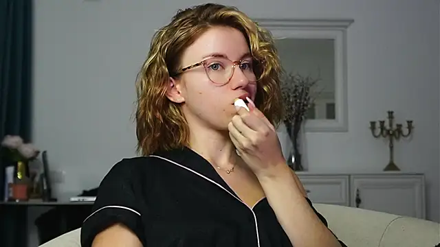 ivyleague  online show from 12, 9, 2025