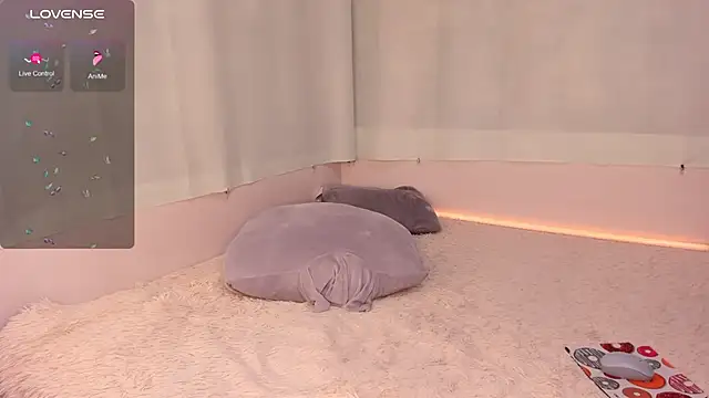 Mila Sweeet online show from 30, 1, 2025