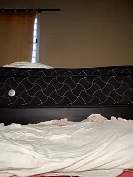 0hYeahbb online show from 25, 10, 2025