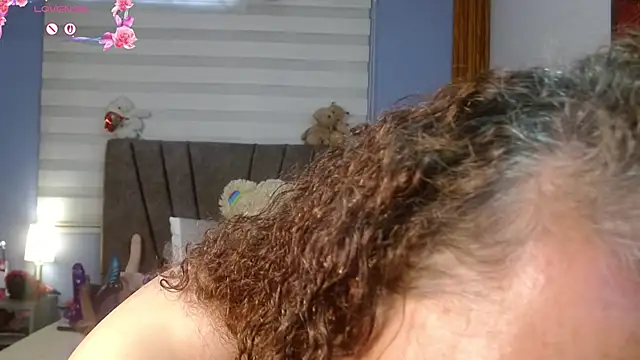 Snapshot of Nadia_84 chatting on 27, 6, 2026 Nadia 84 online show from 27, 6, 2026
