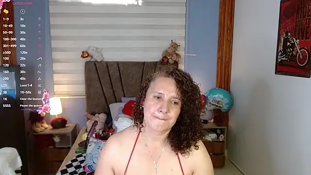 Nadia 84 online show from 22, 10, 2025