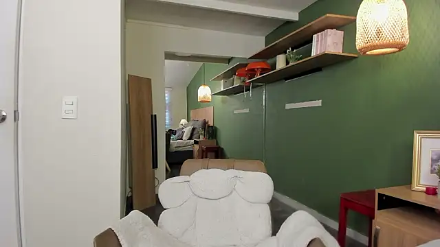 nayah   online show from 15, 3, 2026