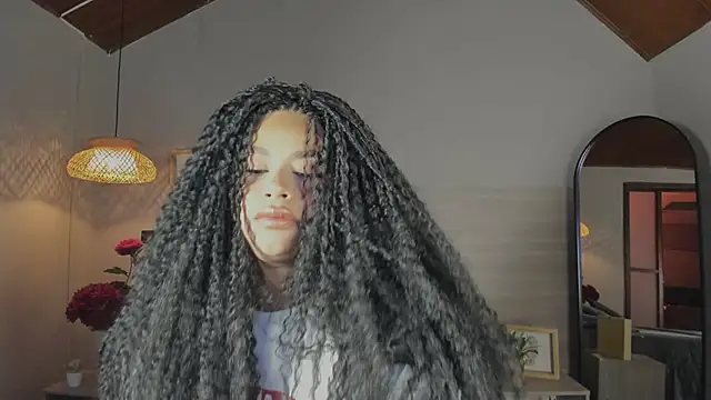 nayah   online show from 22, 3, 2025