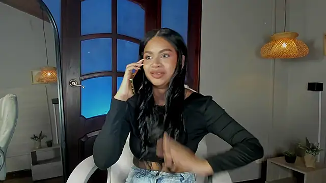 nayah   online show from 2, 12, 2025