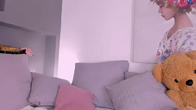 Snapshot of rosemonrooe chatting on 19, 3, 2025 rosemonrooe online show from 19, 3, 2025