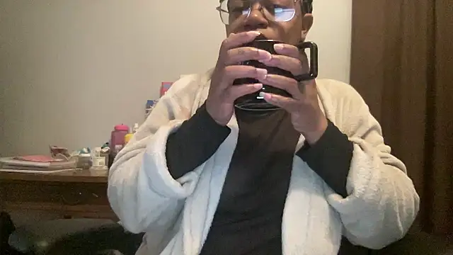 MommyConfident online show from 7, 1, 2026