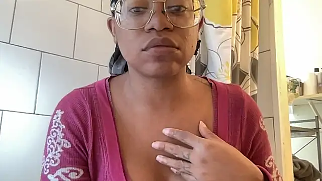 MommyConfident online show from 21, 9, 2025