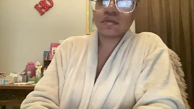 MommyConfident online show from 14, 12, 2025