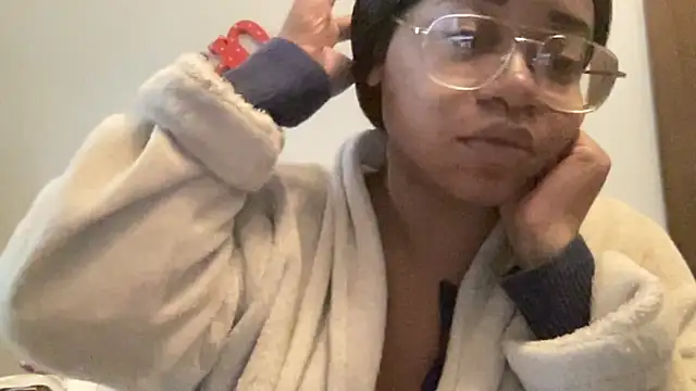 MommyConfident online show from 14, 11, 2025