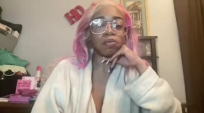 MommyConfident online show from 3, 3, 2025