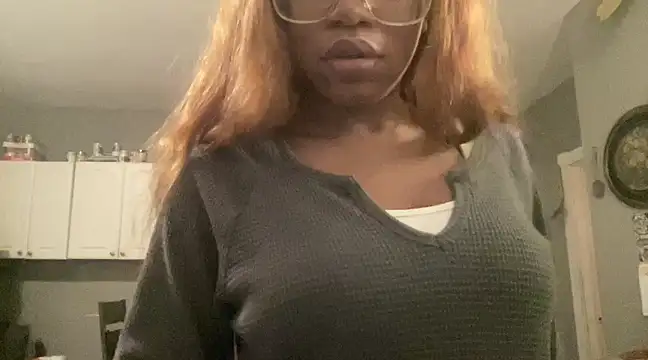 MommyConfident online show from 25, 1, 2025