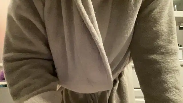 MommyConfident online show from 13, 12, 2025