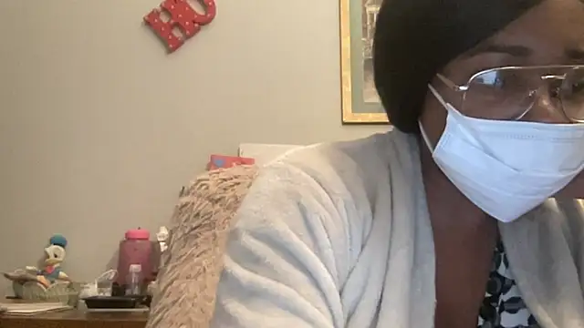 MommyConfident online show from 7, 11, 2025