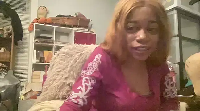 MommyConfident online show from 28, 1, 2025