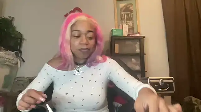 MommyConfident online show from 8, 3, 2025