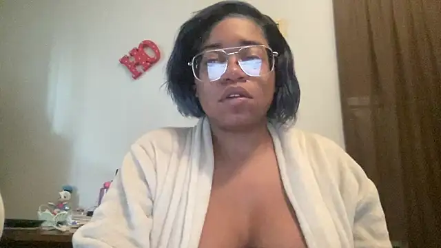 MommyConfident online show from 21, 10, 2025