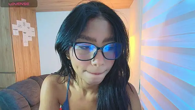 samy jonnes  online show from 28, 7, 2026