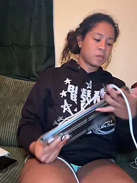 VanessaBling online show from 30, 10, 2025