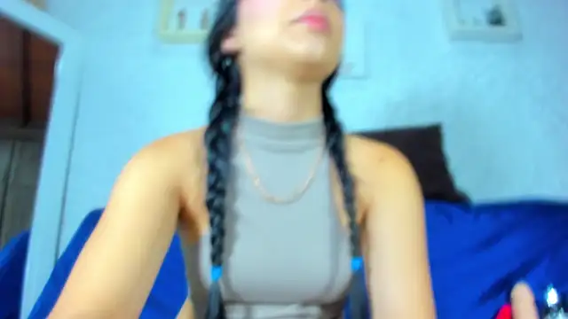 Snapshot of emiily_s chatting on 19, 3, 2025 emiily s online show from 19, 3, 2025