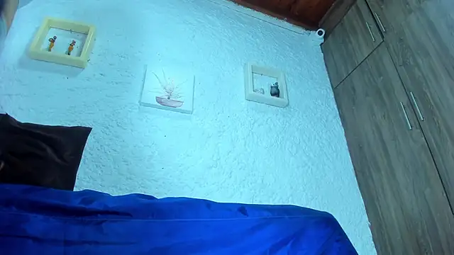 Snapshot of emiily_s chatting on 18, 3, 2025 emiily s online show from 18, 3, 2025