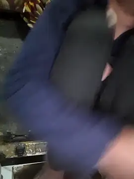 Snapshot of Burhade-- chatting on 23, 12, 2025 Burhade-- online show from 23, 12, 2025