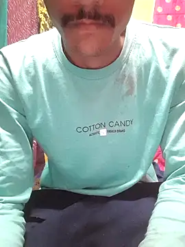 Snapshot of Burhade-- chatting on 18, 11, 2025 Burhade-- online show from 18, 11, 2025