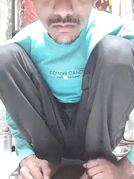 Snapshot of Burhade-- chatting on 31, 10, 2025 Burhade-- online show from 31, 10, 2025