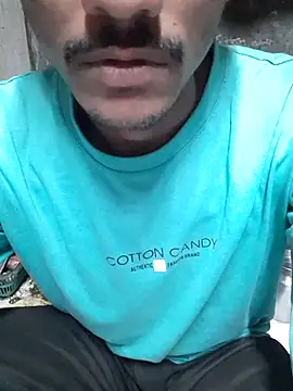 Snapshot of Burhade-- chatting on 14, 10, 2025 Burhade-- online show from 14, 10, 2025