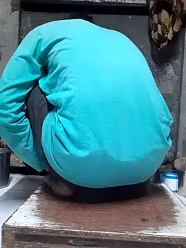 Snapshot of Burhade-- chatting on 27, 10, 2025 Burhade-- online show from 27, 10, 2025