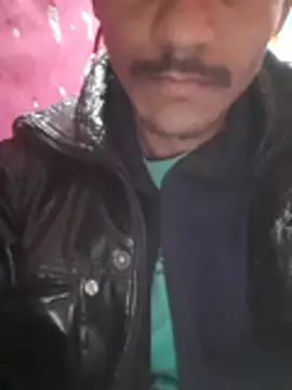 Snapshot of Burhade-- chatting on 21, 12, 2025 Burhade-- online show from 21, 12, 2025