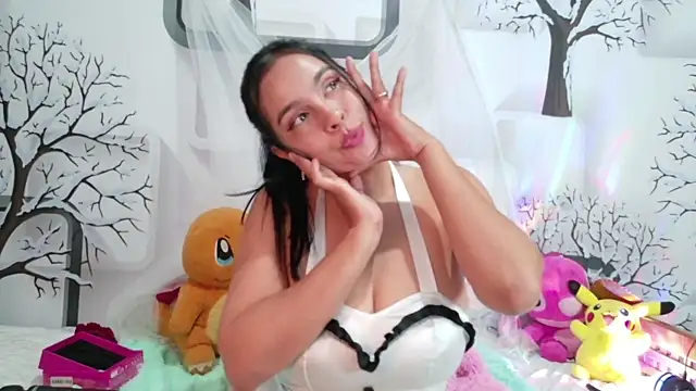 Snapshot of BrendaBrooks chatting on 9, 7, 2026 BrendaBrooks online show from 9, 7, 2026