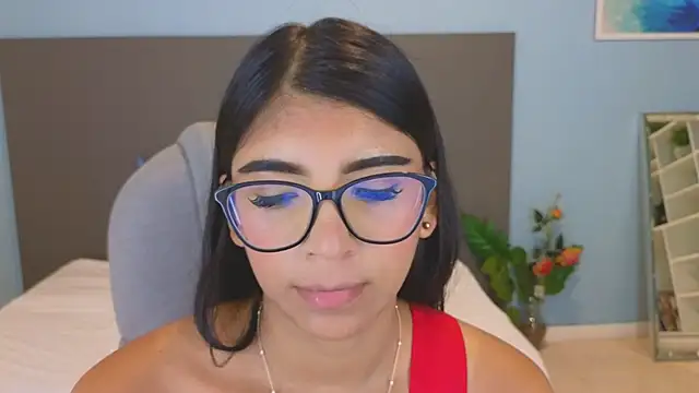 maiaa ruiz online show from 20, 10, 2025