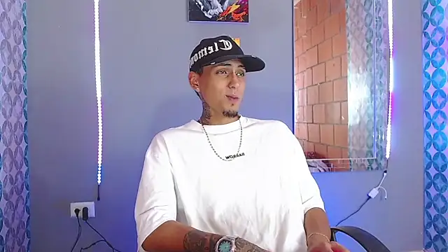 Liam lee online show from 17, 4, 2026