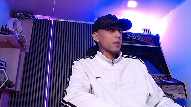 Liam lee online show from 11, 3, 2025